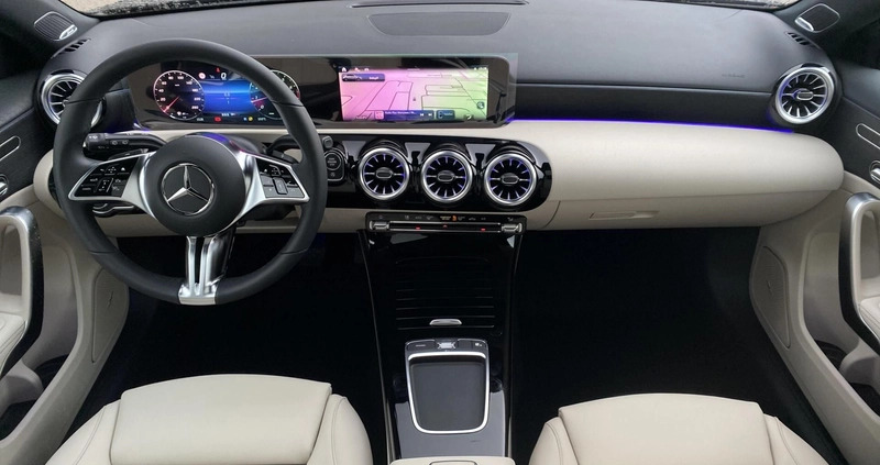 Mercedes-Benz Klasa A cena 212599 przebieg: 5, rok produkcji 2024 z Piaseczno małe 277